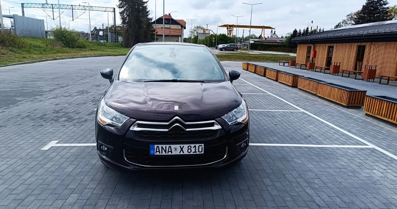 Citroen DS4 cena 33900 przebieg: 213010, rok produkcji 2014 z Gorlice małe 92